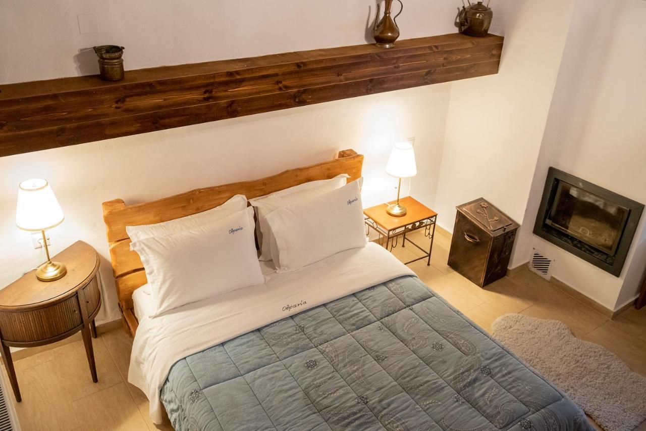 Guesthouse Ourania ปาเลออส ปานเตเลมอน ภายนอก รูปภาพ
