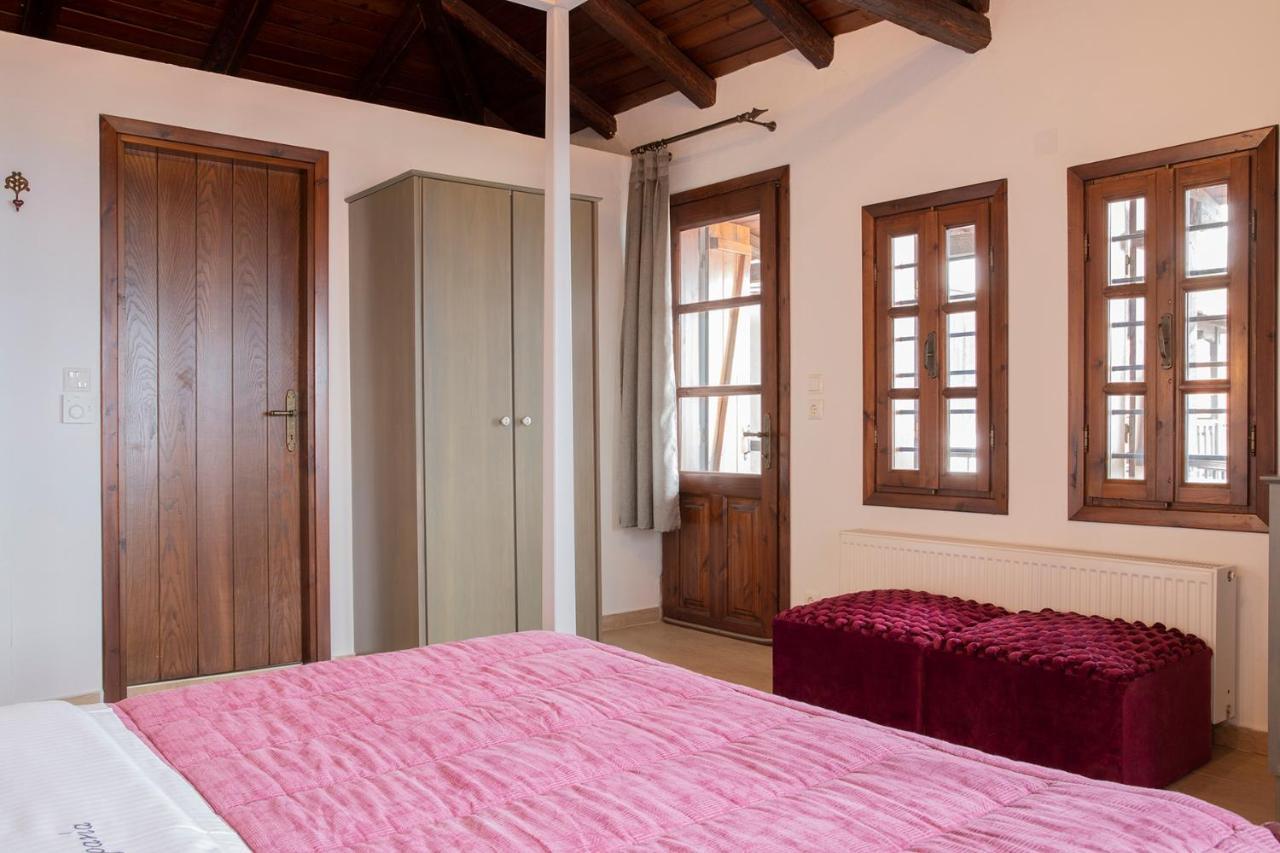 Guesthouse Ourania ปาเลออส ปานเตเลมอน ภายนอก รูปภาพ