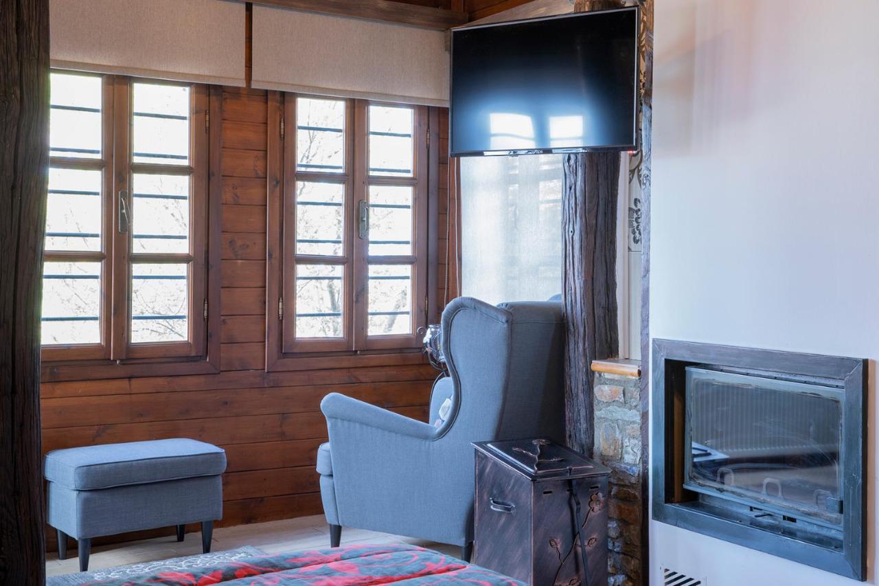 Guesthouse Ourania ปาเลออส ปานเตเลมอน ภายนอก รูปภาพ
