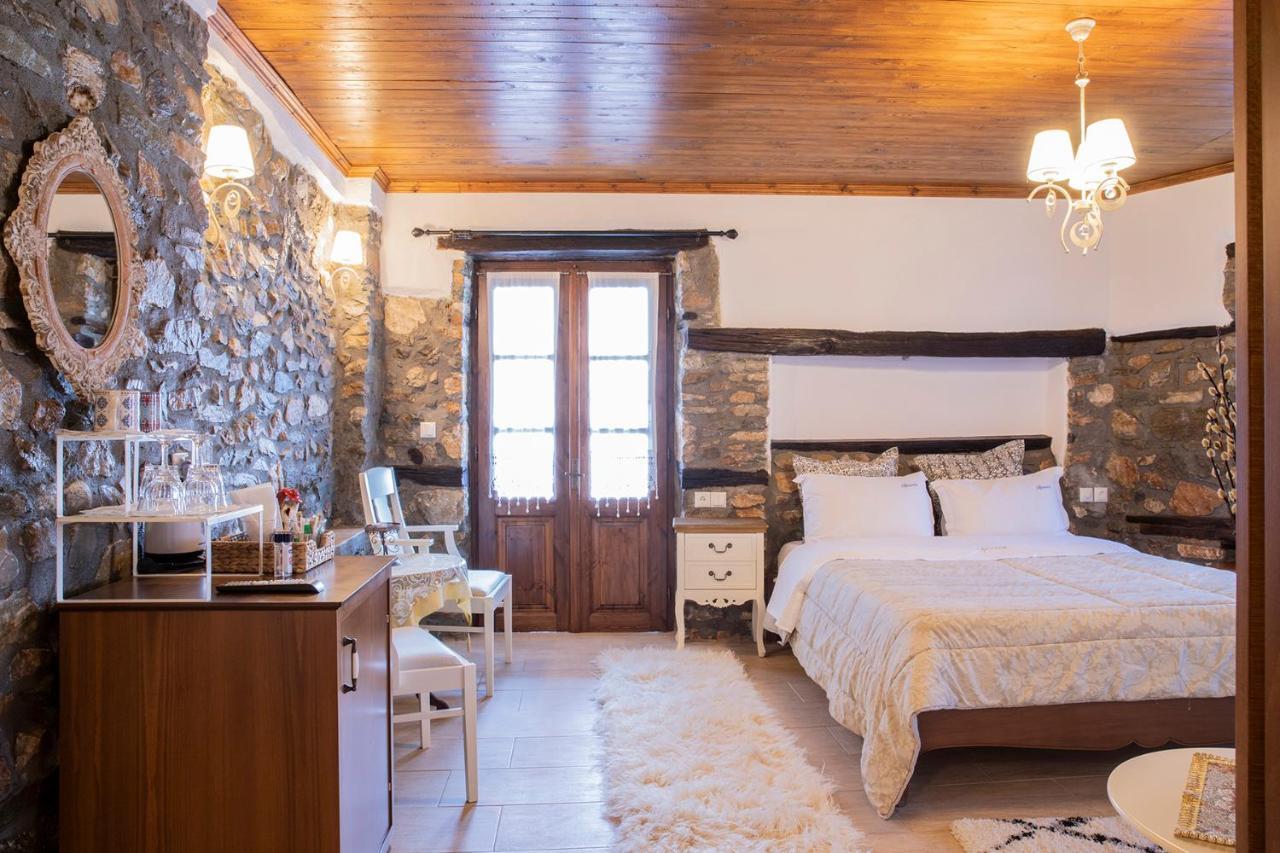 Guesthouse Ourania ปาเลออส ปานเตเลมอน ภายนอก รูปภาพ