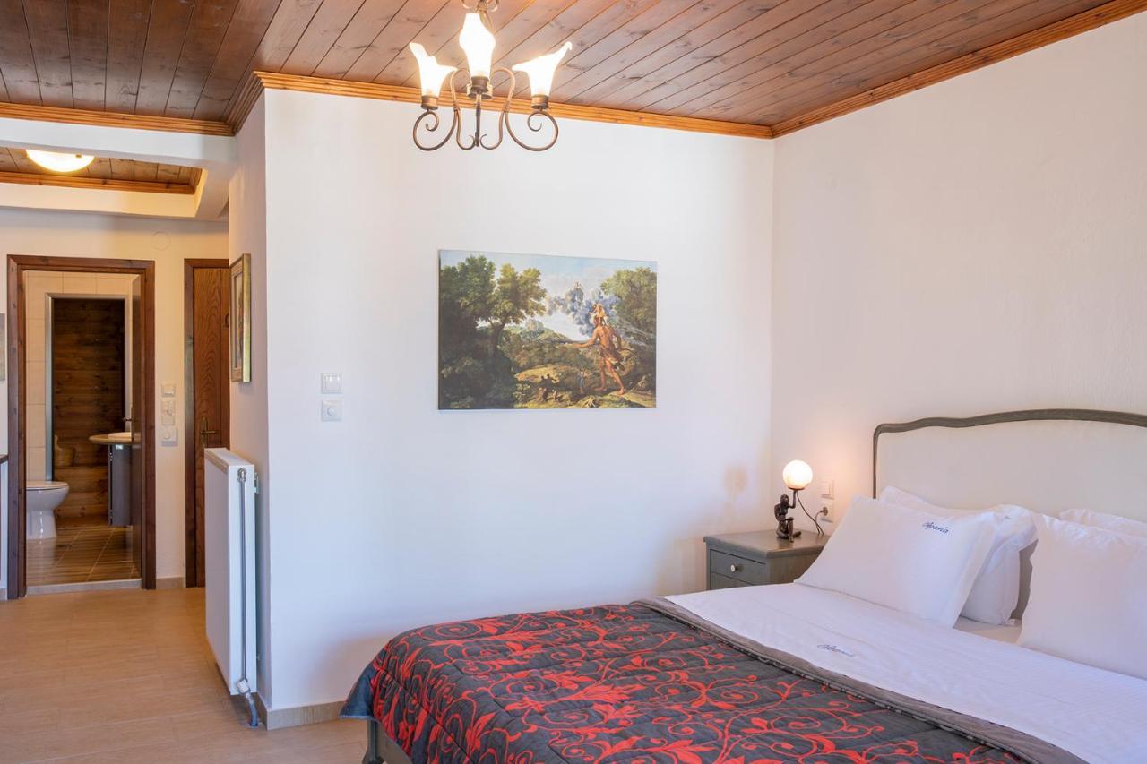 Guesthouse Ourania ปาเลออส ปานเตเลมอน ภายนอก รูปภาพ